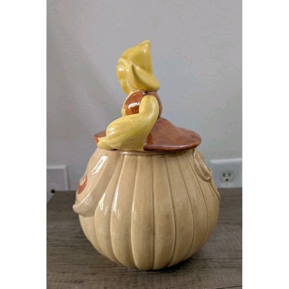 Red Wing‎ USA Pottery Katrina Dutch Girl Cookie Jar Vintage Yellow Ceramic Lid